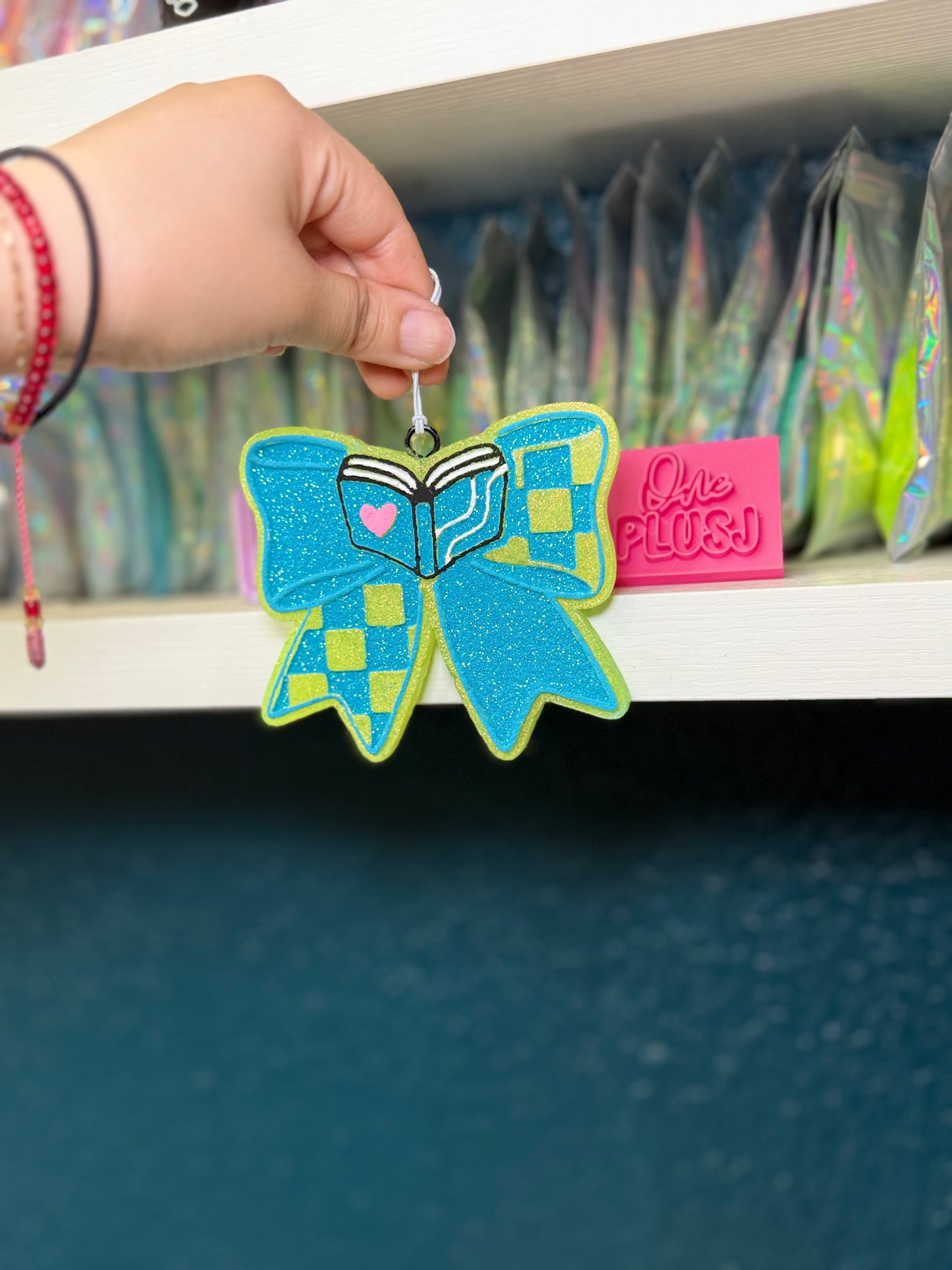 Book bow
