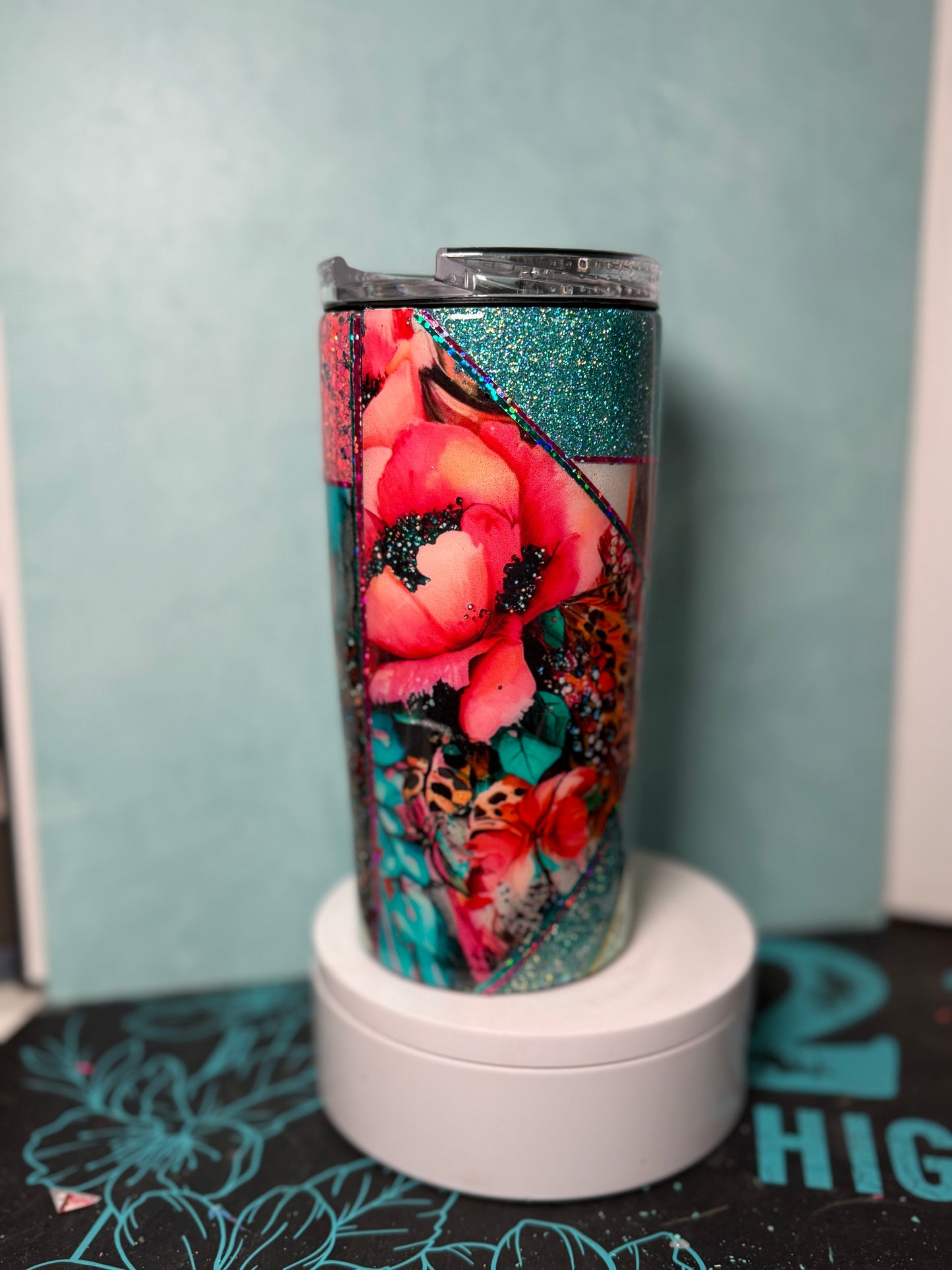 4-in-1 can cooler